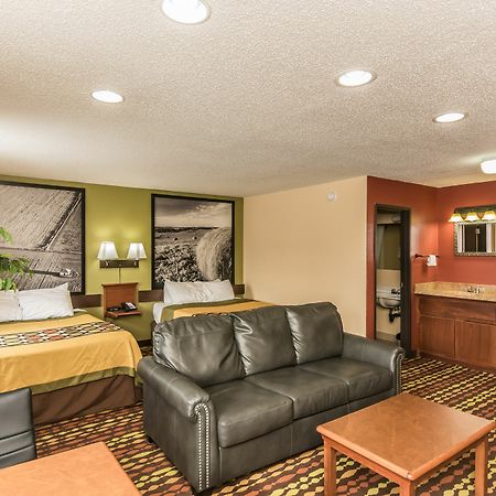 Hotel Super 8 By Wyndham Grand Forks Exterior foto