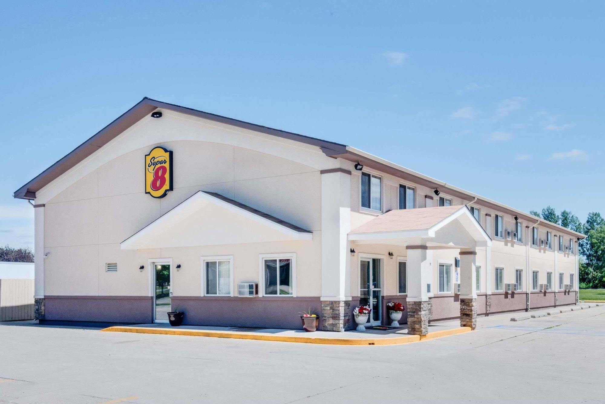 Hotel Super 8 By Wyndham Grand Forks Exterior foto