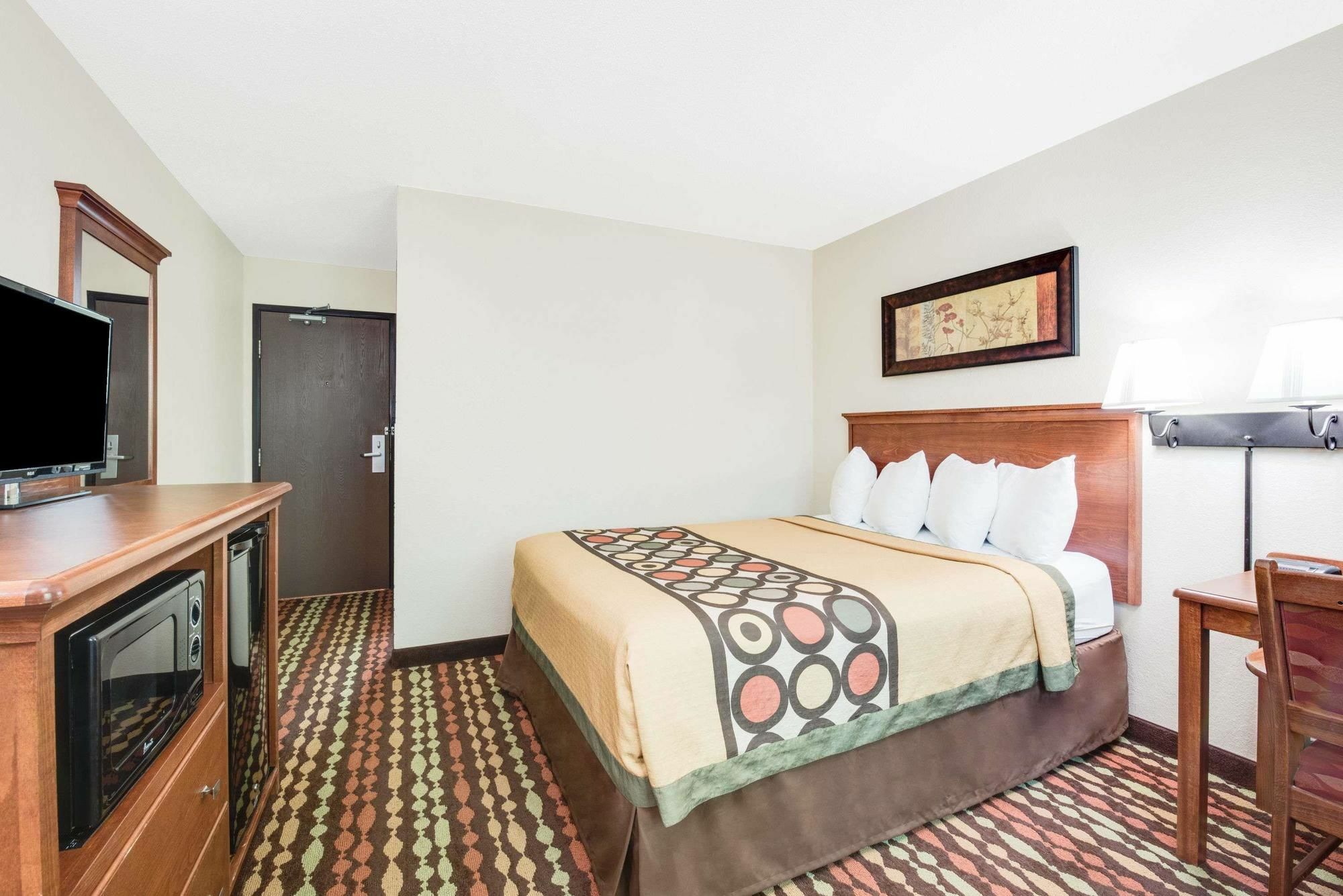 Hotel Super 8 By Wyndham Grand Forks Exterior foto